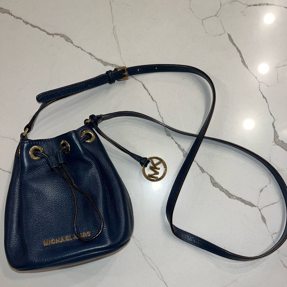Michael Kors Navy Leather Bucket Bag